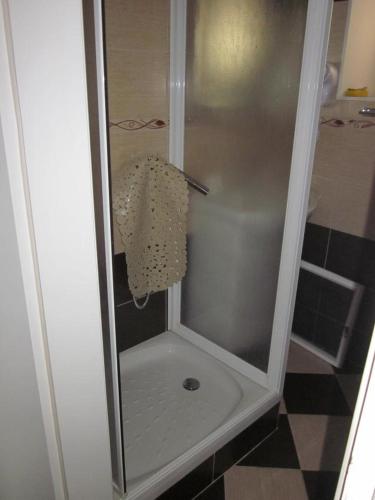 Rooms with WiFi Selce, Crikvenica - 14556, Selce (Foto 2)