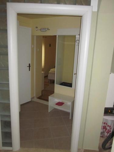 Rooms with WiFi Selce, Crikvenica - 14556, Selce (Foto 9)