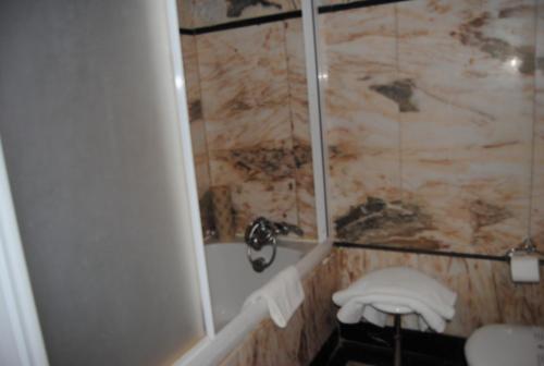 Super Deluxe Double Room image 7