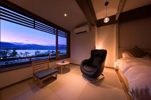 Triple Room with Sea View