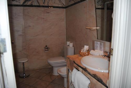 Super Deluxe Double Room image 1