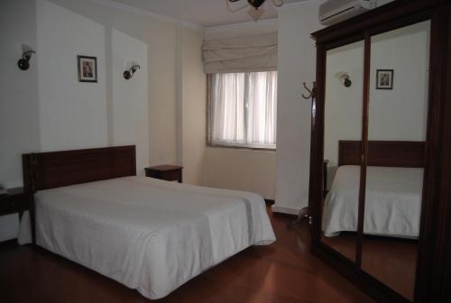 Hotel Peninsular- Porto – Porto, KY