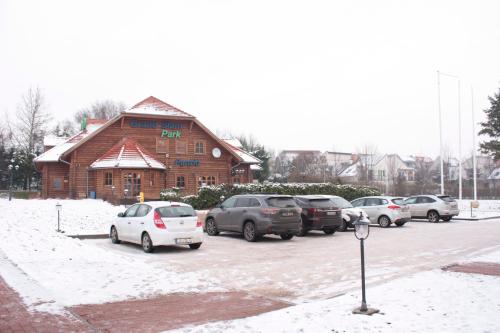Grand Slam Park Inn