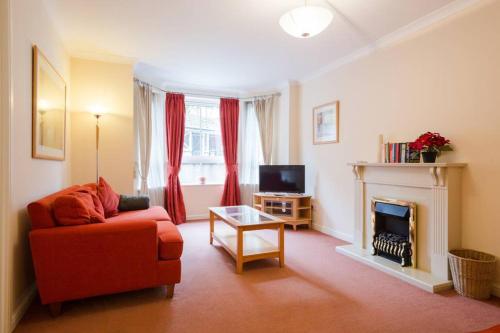 2 Bed Flat 15 Minutes To Princes Street & 20 Minutes To The Royal Mile, Edinburgh, Edinburgh and the Lothians