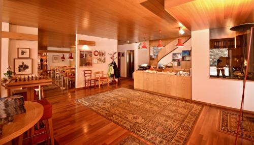 Hotel Marlet - image 13