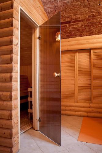 Hotel Grasu Pils - image 2