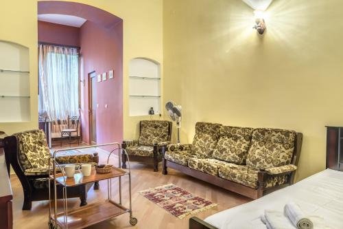 

Zandukeli Cozy Home