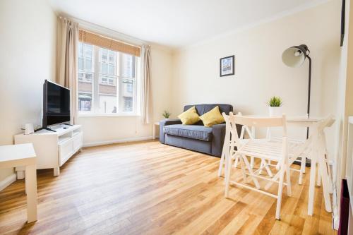 Comfortable Central Apartment, , Bristol