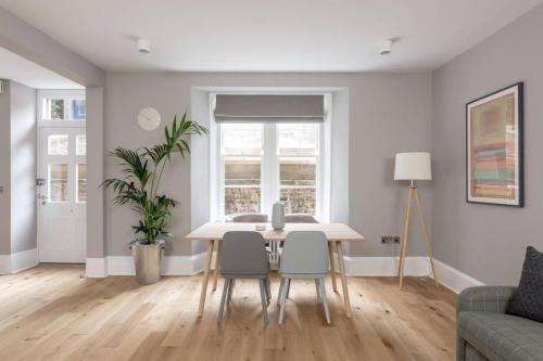 JOIVY Luxurious Home near Haymarket Station, Edinburgh (Foto 8)