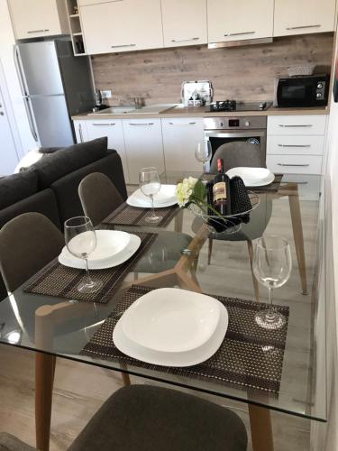 Brilant Apartament - image 2