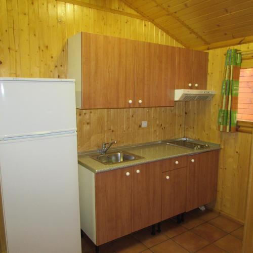 Camping-Bungalows Ciudad de Albarracin in อัลบาร์ราซิง