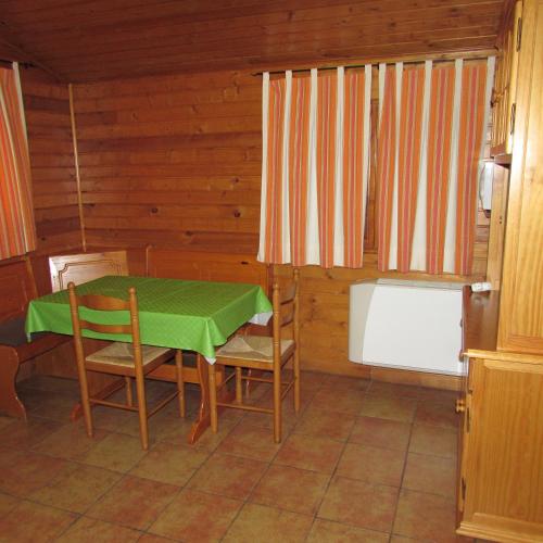 Camping-Bungalows Ciudad de Albarracin in อัลบาร์ราซิง