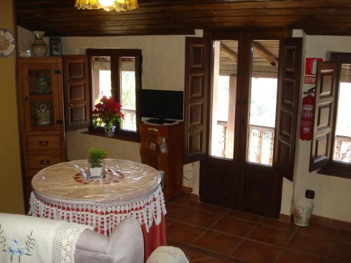  Apartamentos Azahar in Mogarraz