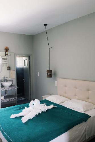 Esperida rooms & studios - image 3