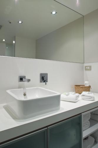 Bathroom, Wai Ora Lakeside Spa Resort in Rotorua