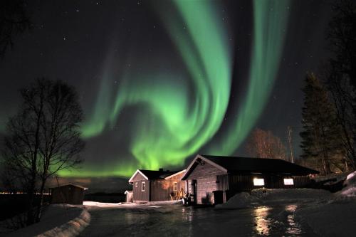 House in the heart of the Lyngen Alps with Best view
