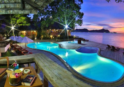 サンセット パーク リゾート アンド スパ by SWR