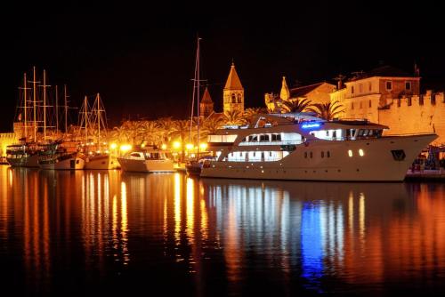  Trogir