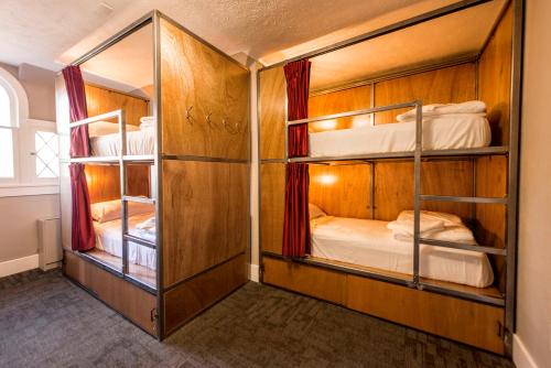 Ember Hostel - image 3