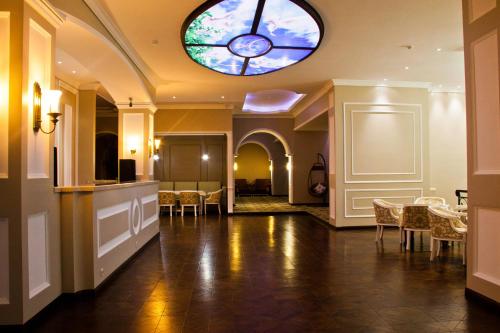 Sky Luxe Hotel – Astana, MA