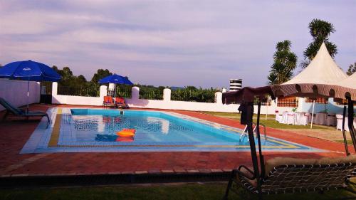 游泳池, 阿塔科鄉村度假村 (Ataco Country Resort) in 波特爾堡