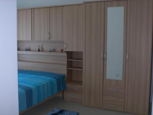 Garden View Apartment - image 8