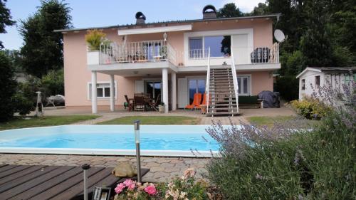 Holiday Apartment Krumpendorf - image 3
