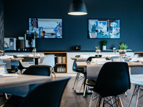 Q Hotel Kraków - image 12