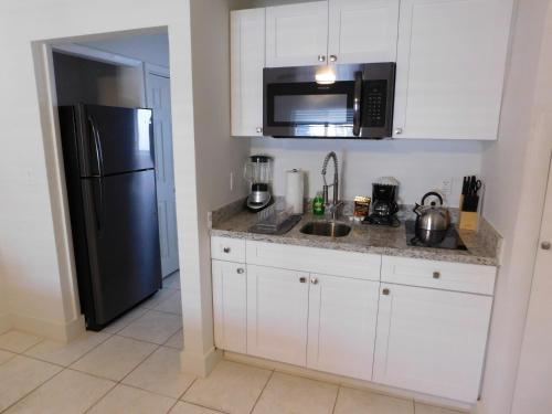Costa Este Deerfield Beach - image 5