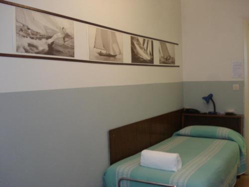Hotel Ely - main image