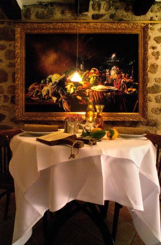 Hotel Restaurant des Deux Rocs – Savoillan, ID