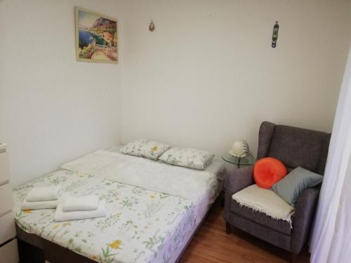 Apartment White Lily - image 7