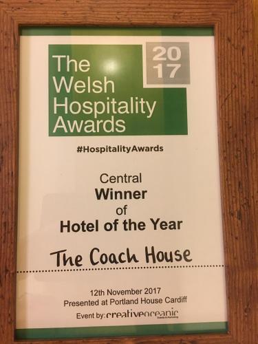 The Coach House - image 8