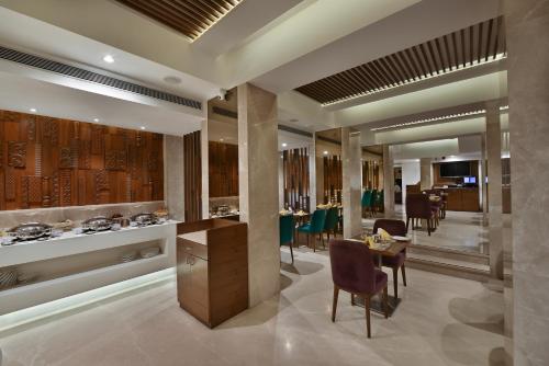 Hotel Heritage (known as Comfort Inn Heritage) 3