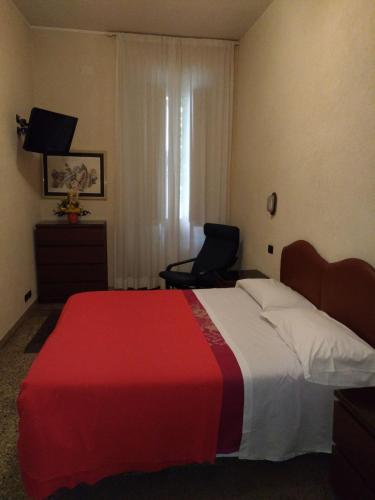 Hotel Croce Di Malta, Rom (Foto 6)