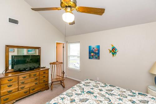Boardwalk to the Beach in Port A Home - image 7