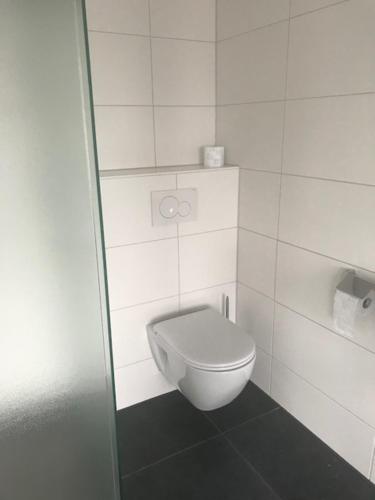 Bathroom, Hotel de Raket in Rogat