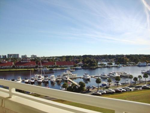 Yacht Club Villas #1-703 Apartment