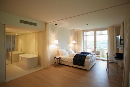 Prestige Suite with Panoramic View