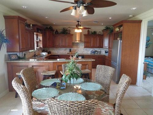 The Sandy Cork Home - image 6