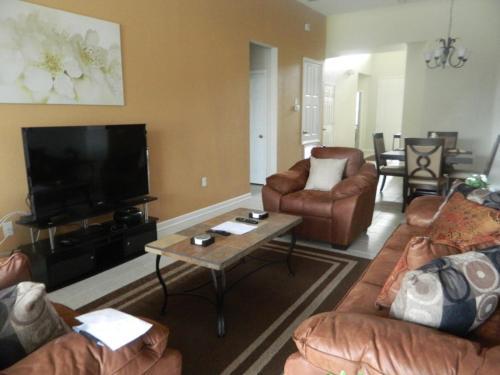 2623 Dinville Street Villa #51725 - image 5
