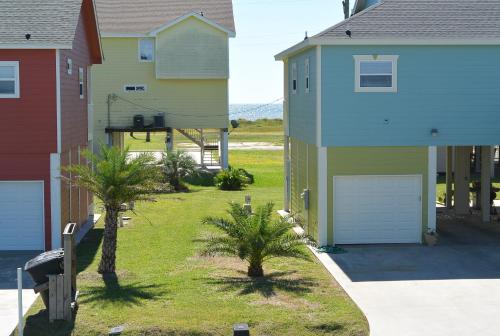 Blue Lagoon Home - image 2