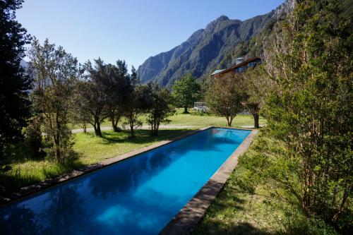 Bassein, Mitico Puelo Lodge in Puelo