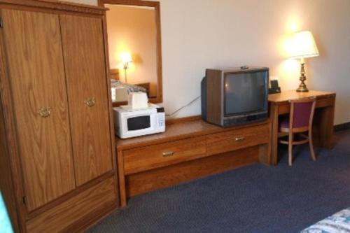 State Line Inn in Hagerstown, USA