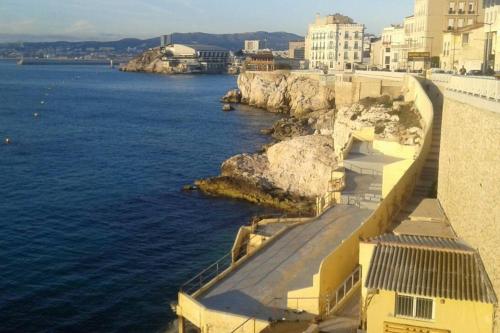 Stud terras Ville Corniche 2 pers stat gratuit rue Modif suivt possib et accord exclusif, Marsiglia (foto 11)