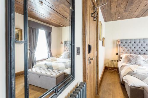 The Cow Dalbury - main image