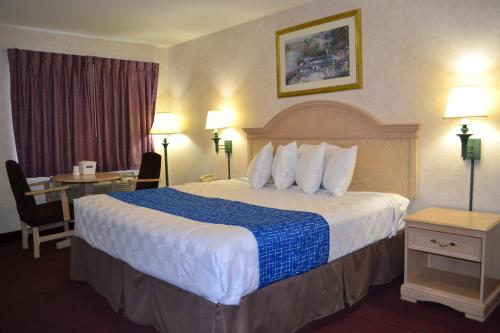 Travelodge by Wyndham Niagara Falls - New York in Niagara Falls, USA