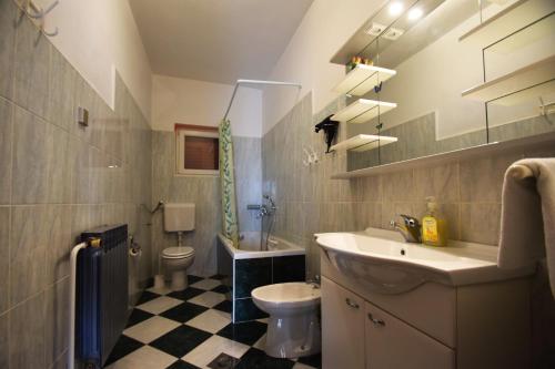 Apartments Mira - image 2