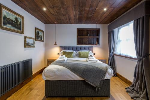 The Cow Dalbury - image 7