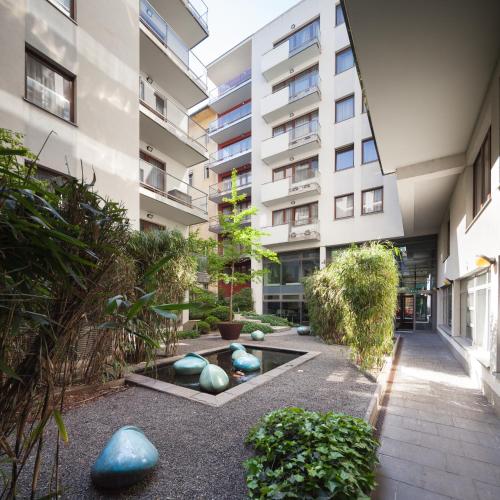 Quality Point Apartments - image 14